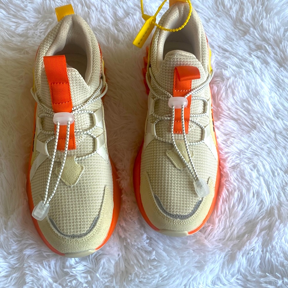 Multi color trendy Sneakers